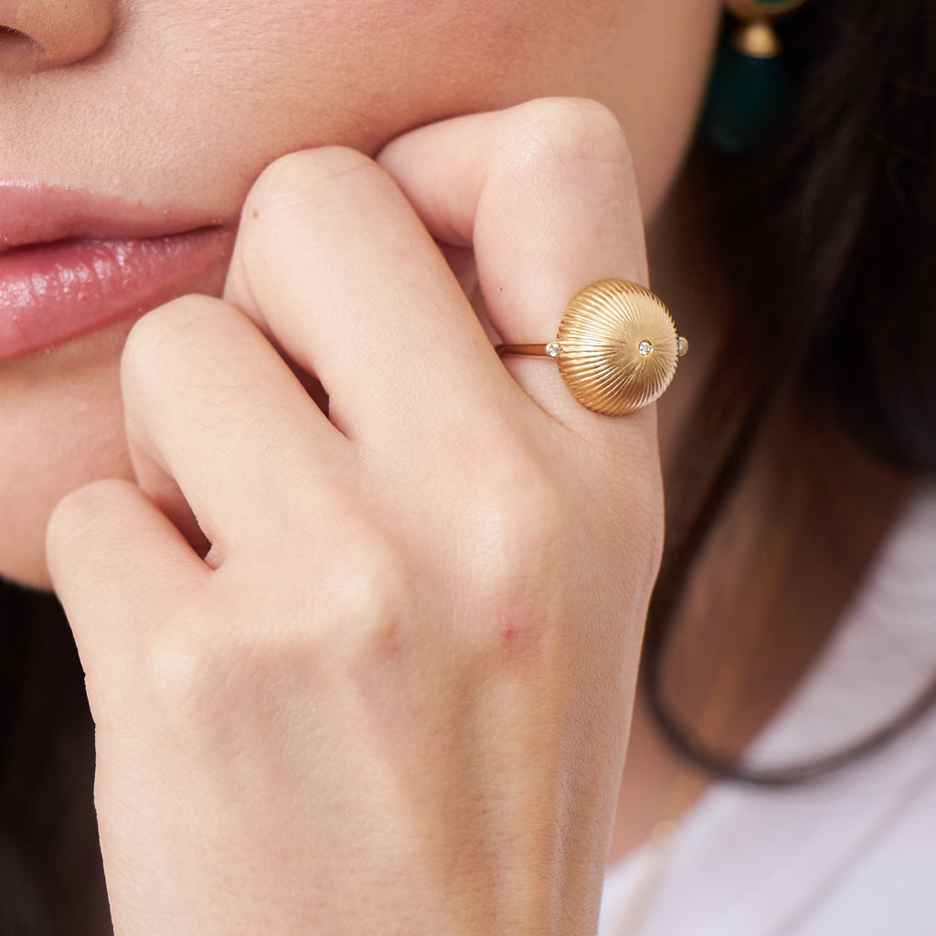 Anel Relíquia em Ouro 18k e Diamantes