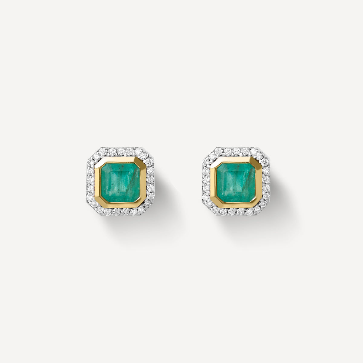 Brinco Selo Esmeralda em Ouro 18k e Diamantes