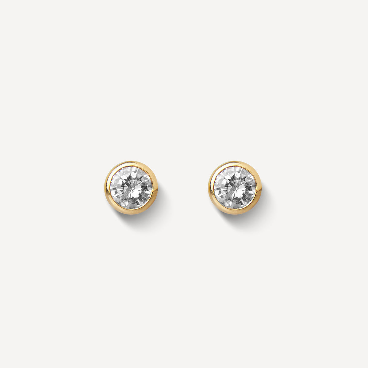 Brinco Halo Diamante em Ouro 18k